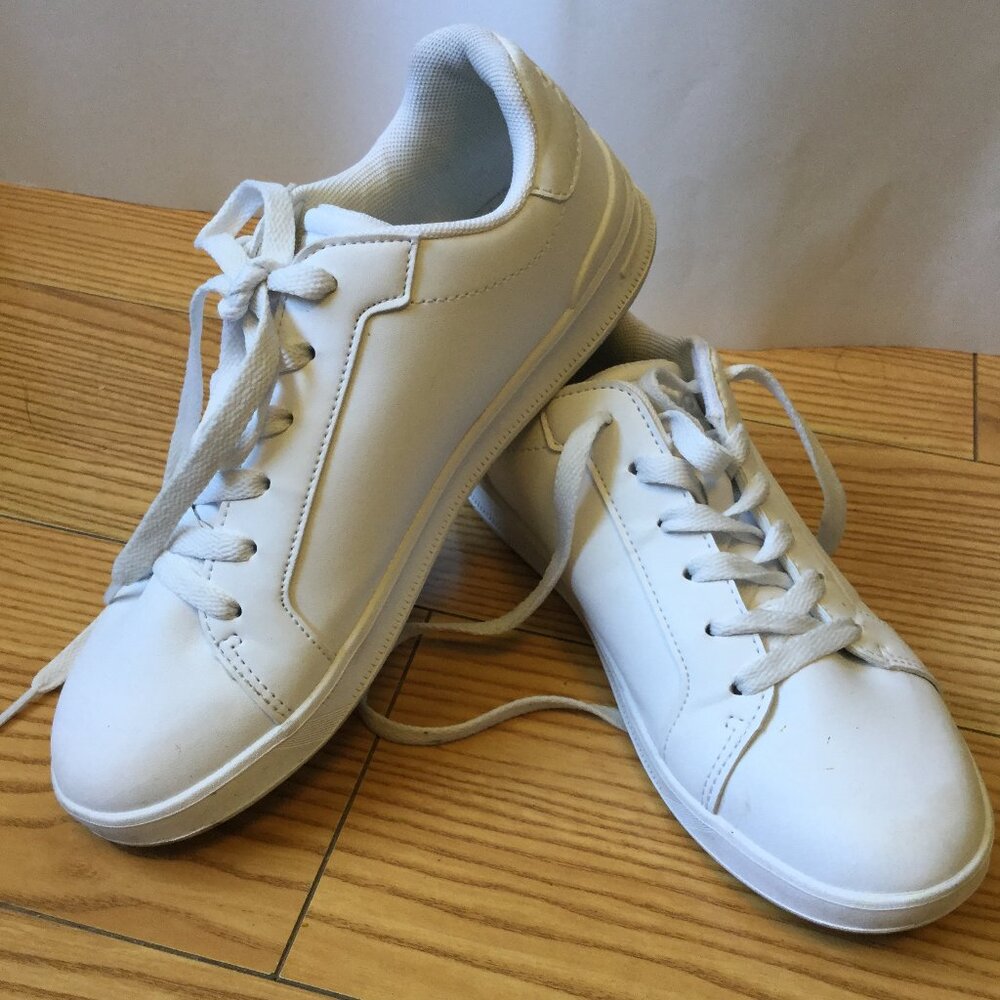 Polo Ralph Lauren White Sport Leather Upper Shoe Woman's size 5